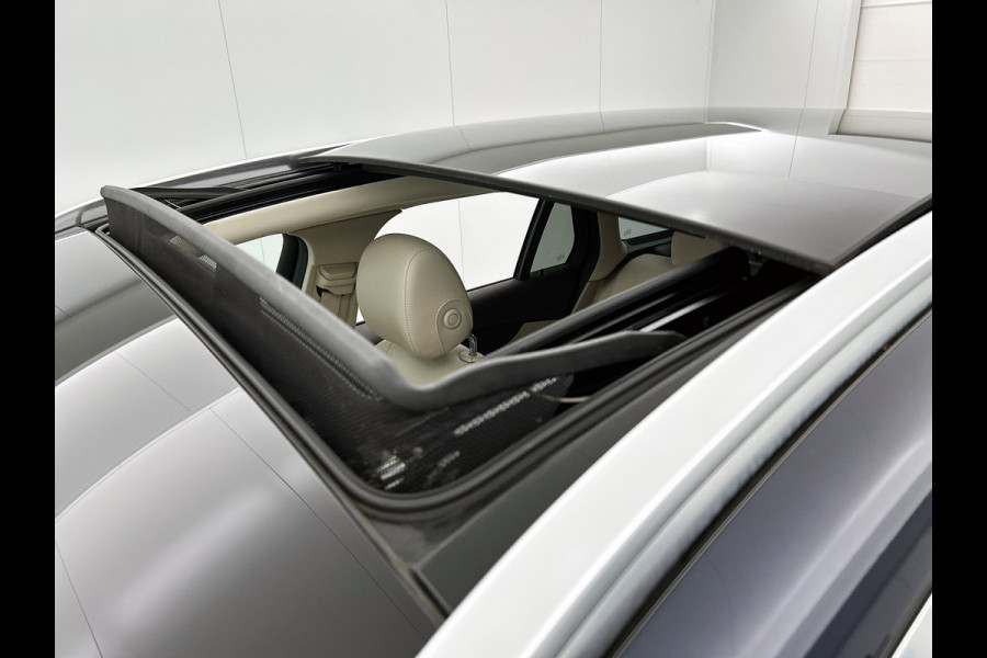 Mercedes-Benz GLC 300e 4MATIC Business Solution Luxury / 360camera / Navi / Panorama dak / Leder Bicolor / Apk 11-2027