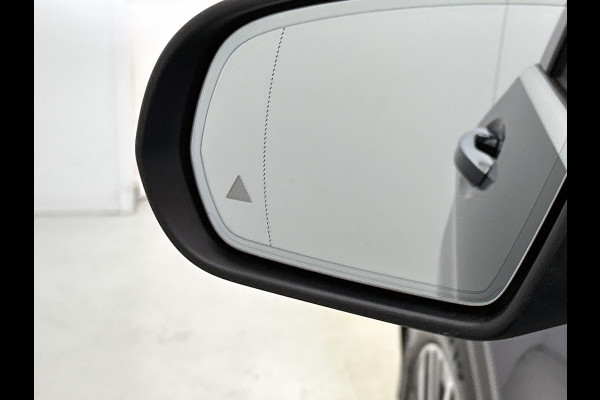 Mercedes-Benz GLC 300e 4MATIC Business Solution Luxury / 360camera / Navi / Panorama dak / Leder Bicolor / Apk 11-2027