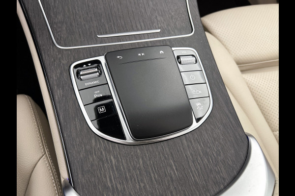Mercedes-Benz GLC 300e 4MATIC Business Solution Luxury / 360camera / Navi / Panorama dak / Leder Bicolor / Apk 11-2027