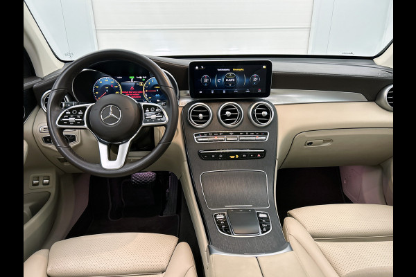 Mercedes-Benz GLC 300e 4MATIC Business Solution Luxury / 360camera / Navi / Panorama dak / Leder Bicolor / Apk 11-2027