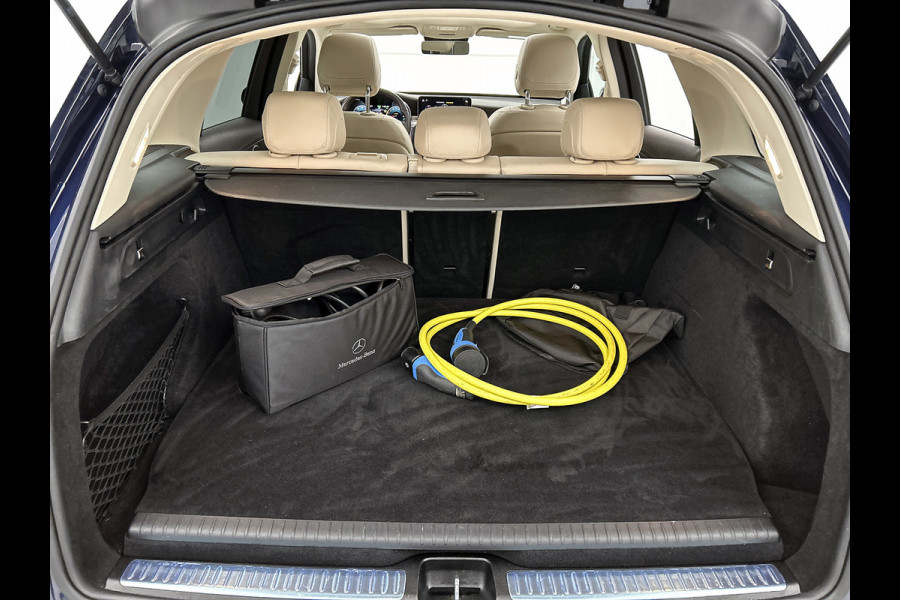 Mercedes-Benz GLC 300e 4MATIC Business Solution Luxury / 360camera / Navi / Panorama dak / Leder Bicolor / Apk 11-2027