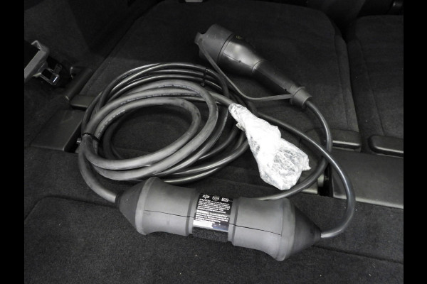 Volvo XC90 2.0 T8 Recharge AWD Core Bright 7-Pers. TREKH./LEER/LED/19"LMV!