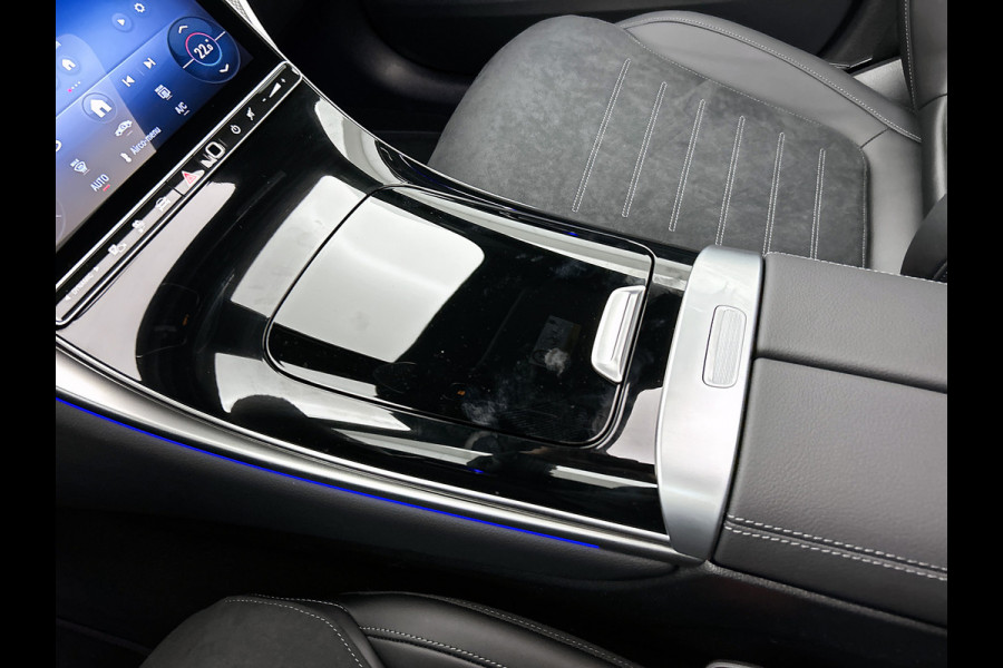Mercedes-Benz GLC Coupé 300e 4MATIC Sport Edition | Premium | Nightpakket | Treeplanken in aluminiumlook | Trekhaak | DISTRONIC | AMG spoiler | URBAN GUARD Plus | Smartphone-integratie | Sfeerverlichting |