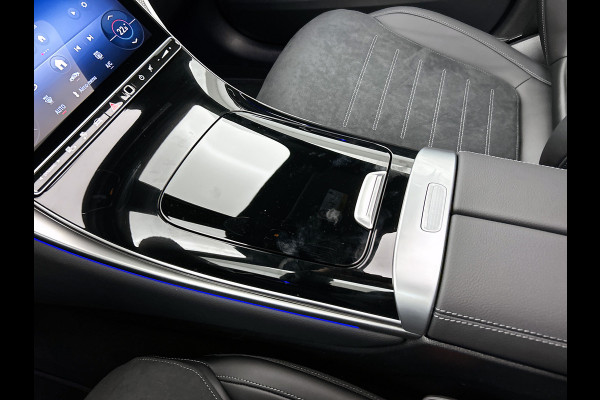 Mercedes-Benz GLC Coupé 300e 4MATIC Sport Edition | Premium | Nightpakket | Treeplanken in aluminiumlook | Trekhaak | DISTRONIC | AMG spoiler | URBAN GUARD Plus | Smartphone-integratie | Sfeerverlichting |