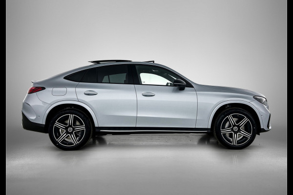 Mercedes-Benz GLC Coupé 300e 4MATIC Sport Edition | Premium | Nightpakket | Treeplanken in aluminiumlook | Trekhaak | DISTRONIC | AMG spoiler | URBAN GUARD Plus | Smartphone-integratie | Sfeerverlichting |