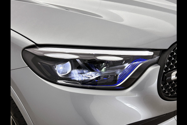 Mercedes-Benz GLC Coupé 300e 4MATIC Sport Edition | Premium | Nightpakket | Treeplanken in aluminiumlook | Trekhaak | DISTRONIC | AMG spoiler | URBAN GUARD Plus | Smartphone-integratie | Sfeerverlichting |
