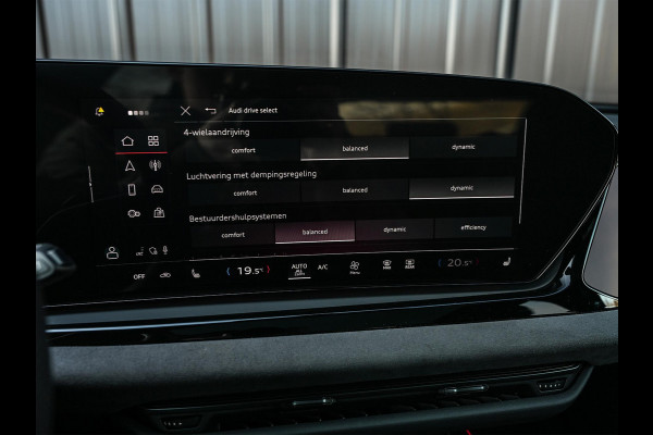Audi A6 Avant 3.0 TFSI 368PK Quattro S-Edition | Achterasbesturing | B&O | Head-up | Luchtvering | 360 Camera | Carbon inleg | Panoramadak | Soft close | Memory seats | Elektr. verst. stuur |