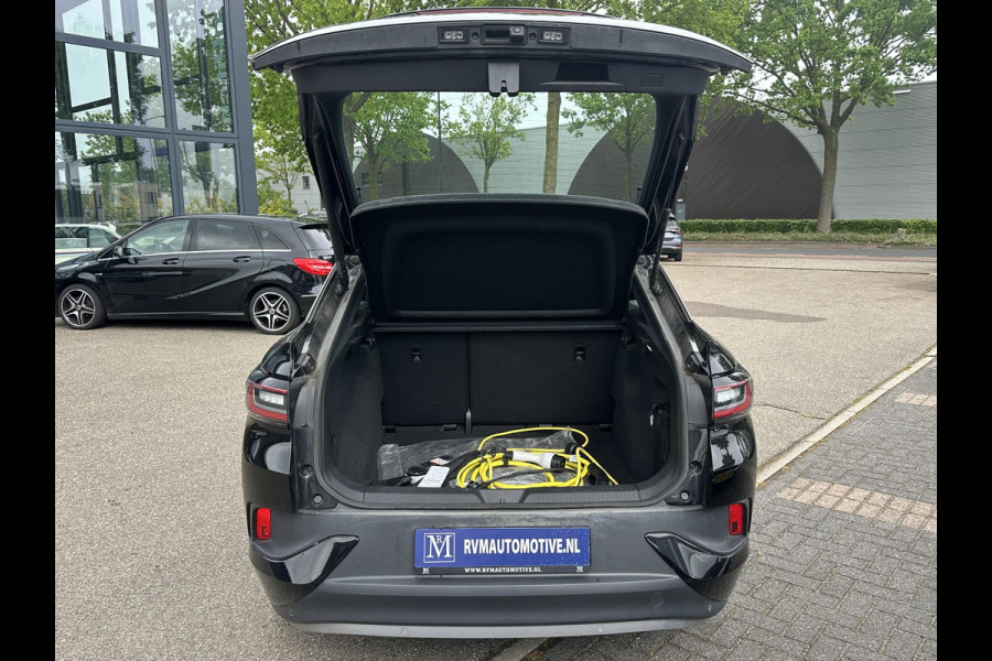 Volkswagen ID.5 PRO PERFORMANCE 77 kWh SOH 92% | CAMERA | STOEL + STUURVERWARMING | RIJKLAAR GELEVERD MET 12 MND BOVAG GARANTIE |