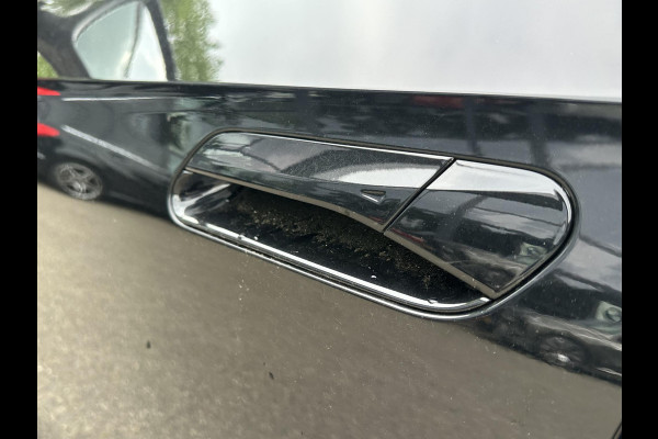Volkswagen ID.5 PRO PERFORMANCE 77 kWh SOH 92% | CAMERA | STOEL + STUURVERWARMING | RIJKLAAR GELEVERD MET 12 MND BOVAG GARANTIE |