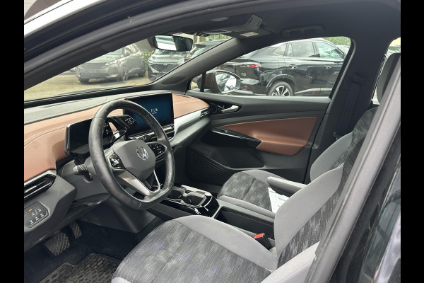 Volkswagen ID.5 PRO PERFORMANCE 77 kWh SOH 92% | CAMERA | STOEL + STUURVERWARMING | RIJKLAAR GELEVERD MET 12 MND BOVAG GARANTIE |