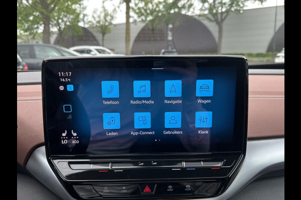Volkswagen ID.5 PRO PERFORMANCE 77 kWh SOH 92% | CAMERA | STOEL + STUURVERWARMING | RIJKLAAR GELEVERD MET 12 MND BOVAG GARANTIE |