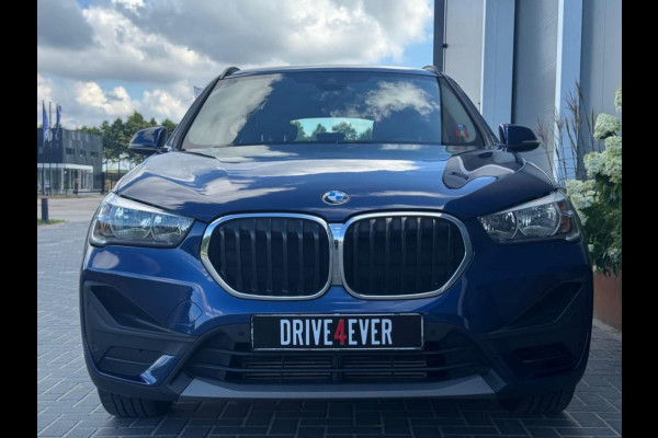 BMW X1 1.8i sDrive Executive | Trekhaak | Groot scherm