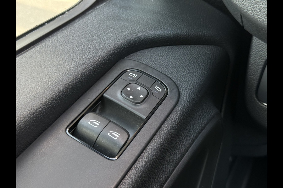 Mercedes-Benz Sprinter 315 1.9 CDI Bakwagen met laadklep | Zijdeur | Navi | Camera | Carplay