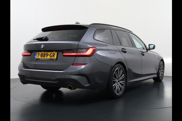 BMW 3 Serie Touring 320i Executive M Sport PANORAMADAK | ADAPTIVE CRUISE | BMW DEALER ONDERHOUDEN | GROOT ONDERHOUD GEHAD | RIJKLAAR | ELEKTRISCHE ACHTERKLEP | CAMERA | STOELVERWARMING | 12 MND BOVAG GARANTIE | APPLE CARPLAY