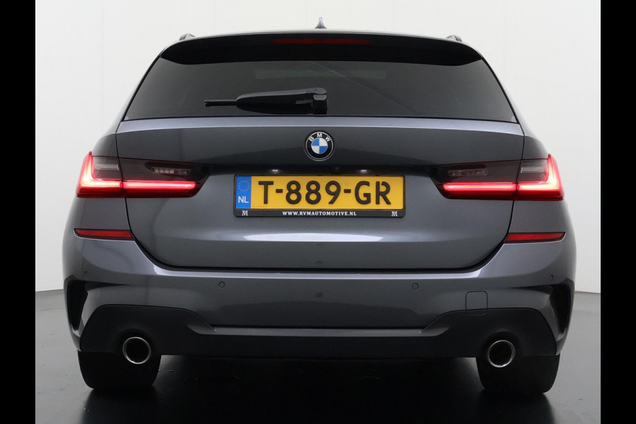 BMW 3 Serie Touring 320i Executive M Sport PANORAMADAK | ADAPTIVE CRUISE | BMW DEALER ONDERHOUDEN | GROOT ONDERHOUD GEHAD | RIJKLAAR | ELEKTRISCHE ACHTERKLEP | CAMERA | STOELVERWARMING | 12 MND BOVAG GARANTIE | APPLE CARPLAY