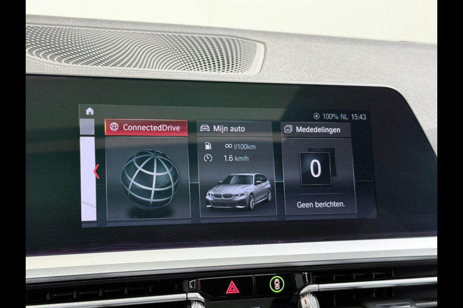 BMW 3 Serie Touring 320i Executive M Sport PANORAMADAK | ADAPTIVE CRUISE | BMW DEALER ONDERHOUDEN | GROOT ONDERHOUD GEHAD | RIJKLAAR | ELEKTRISCHE ACHTERKLEP | CAMERA | STOELVERWARMING | 12 MND BOVAG GARANTIE | APPLE CARPLAY