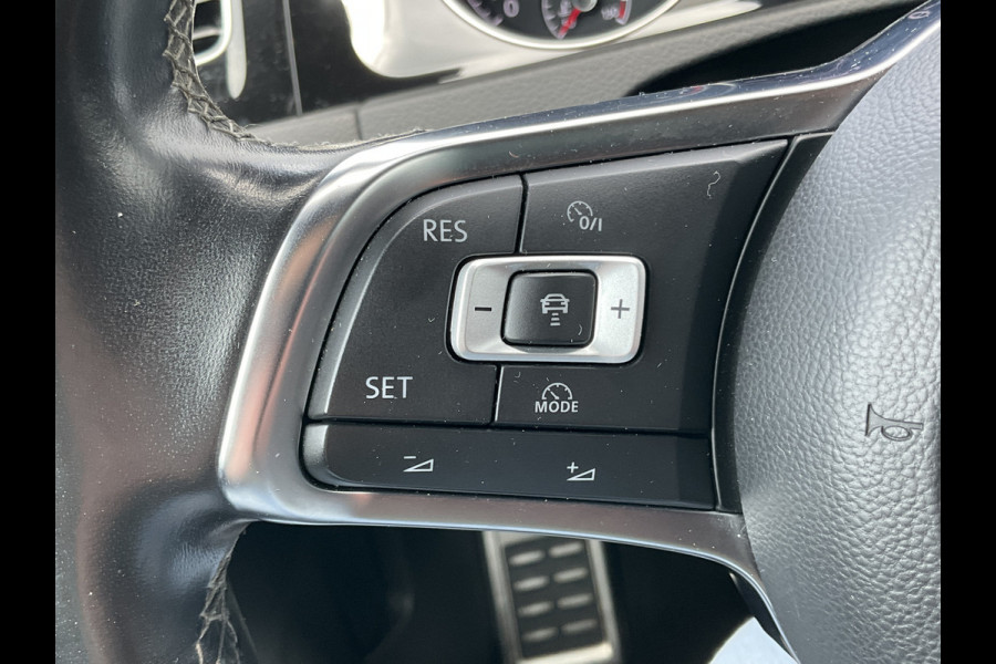 Volkswagen Golf 1.4 TSI Highline Business R-Line Adap.Cruise Navi Pdc Clima Led Voll.Onderhouden!