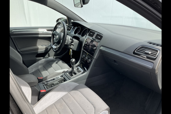 Volkswagen Golf 1.4 TSI Highline Business R-Line Adap.Cruise Navi Pdc Clima Led Voll.Onderhouden!