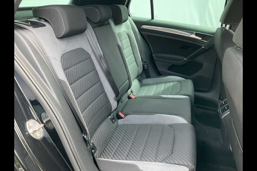 Volkswagen Golf 1.4 TSI Highline Business R-Line Adap.Cruise Navi Pdc Clima Led Voll.Onderhouden!