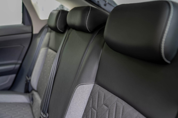 Volkswagen Taigo 1.0 TSI Life | Navi | Cruise | Carplay | Automaat