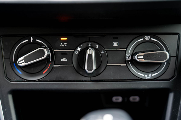 Volkswagen Taigo 1.0 TSI Life Edition | Carplay | Stoelverwarming | Cruise