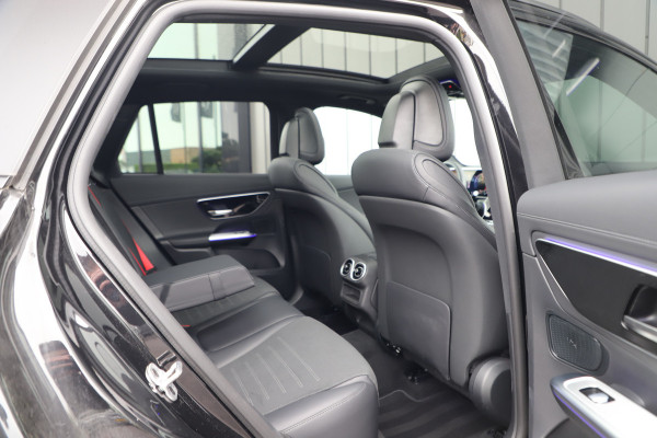 Mercedes-Benz GLC 400e AMG 4-Matic | 381PK | Pano | Sfeerverlichting | Digital-light | Distronic | Stuurwielverw. | Standkachel | Trekhaak | 2025.