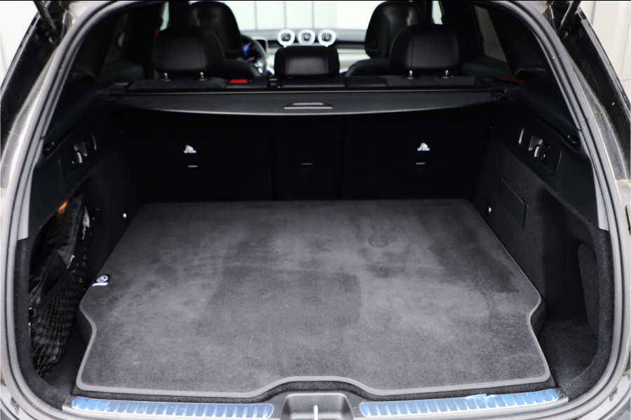 Mercedes-Benz GLC 400e AMG 4-Matic | 381PK | Pano | Sfeerverlichting | Digital-light | Distronic | Stuurwielverw. | Standkachel | Trekhaak | 2025.