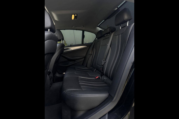 BMW 5 Serie 520i High Executive| Pano | Leder | Cruise
