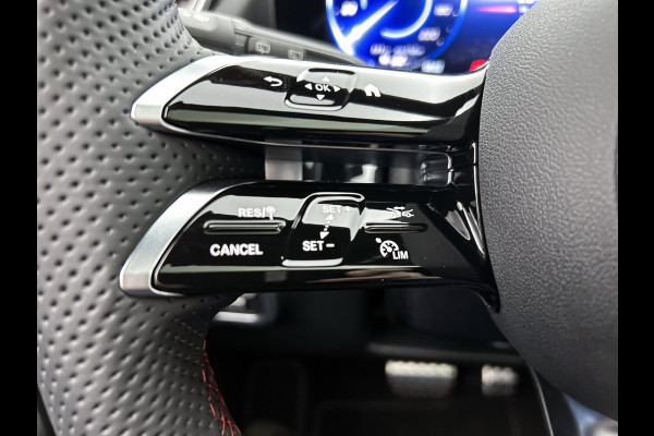 Mercedes-Benz EQA 250+ Business Solution AMG 71 kWh | Trekhaak | 20" multispaaks AMG velgen | Panoramaschuifdak | Smartphone integratie | 360° camera | Sierdelen in Star Pattern | Burmester Surround Sound |