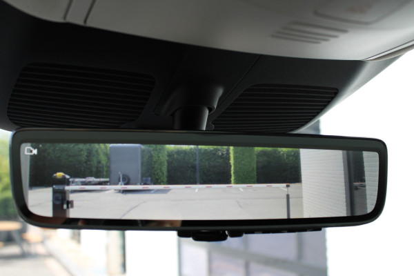 Mercedes-Benz V-Klasse 250d / Extra Lang / AMG / DC / Burmester / 360 Camera / Vol Opties / NIEUWSTAAT