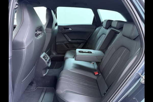 CUPRA Leon Sportstourer 1.4 eTSI PHEV FR 33.000 KM | PHEV PLUG-IN HYBRIDE | PERFORMANCE STOELEN | STOEL- & STUURWIELVERWARMING | ELEKTRISCHE ACHTERKLEP | COMPLEET ONDERHOUDEN | UNIEKE KM-STAND | DIRECT RIJKLAAR & LEVERBAAR | INCL. 12 MND BOVAG GARANTIE