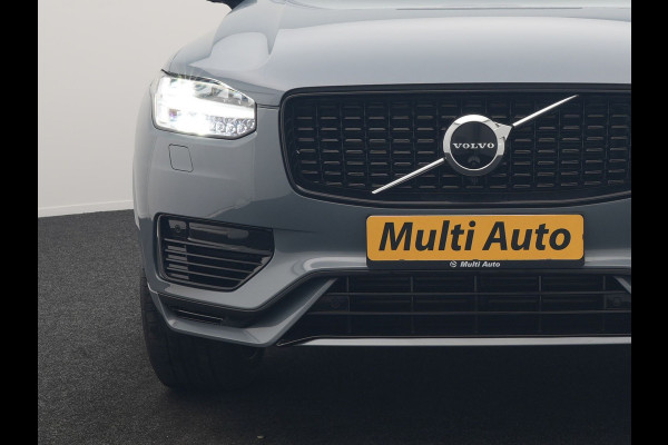 Volvo XC90 T8 Recharge AWD Ultimate Dark LONG RANGE 7 Persoons PHEV 455pk Dealer O.H. | Trekhaak Af Fabriek | Panodak | Head Up | Adaptive Cruise | Harman / Kardon | Lederen Sportstoelen Memory & Verwarmd | 360 Camera | Keyless | Blis | Stuur Verwarmd | 22"L.M | Plug In Hybrid |