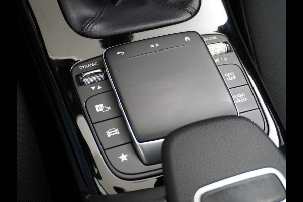 Mercedes-Benz A-Klasse 180 Navi Virtual-Cockpit AMG Camera Ecc Cruise Control Pdc Keyless Stoelverwarming Regen-Lichtsensor Led Lmv Bluetooth
