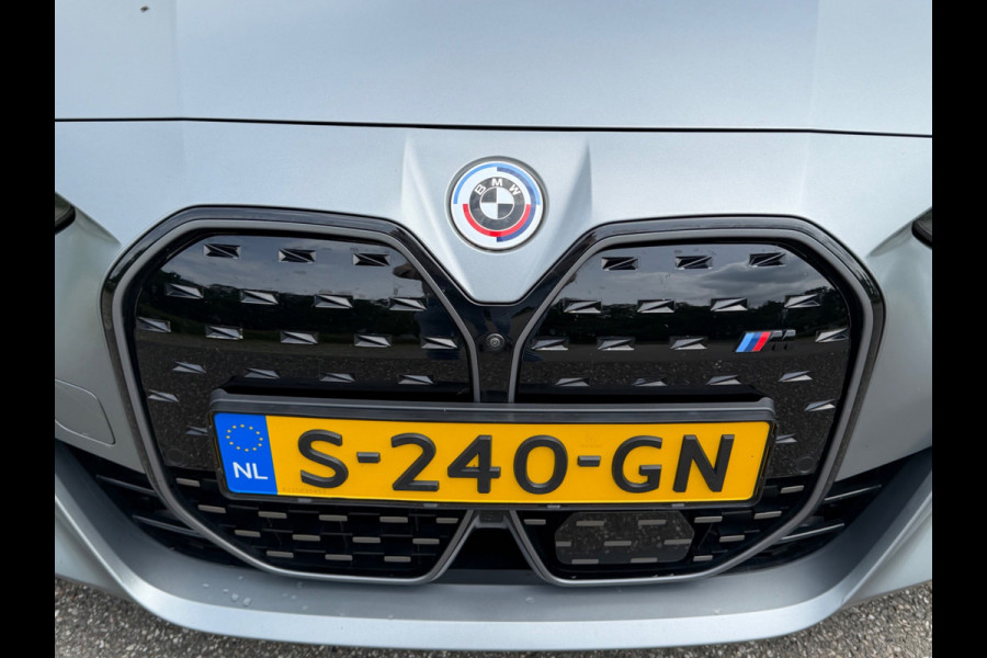 BMW i4 M50 M- Sport ac schnitzer, 20" performance, VOL OPTIES, nieuwprijs € 98738,-, 1 e eigenaar, NL auto met nap