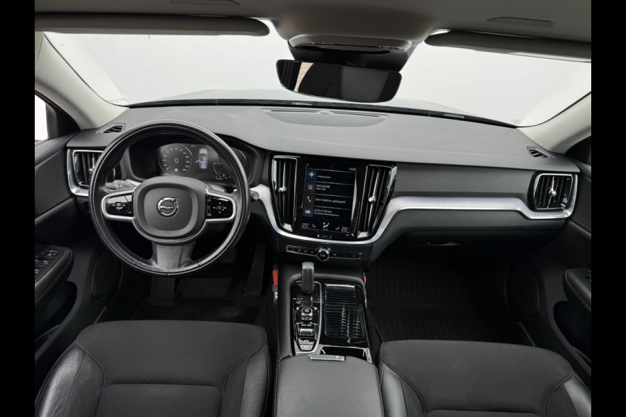 Volvo V60 2.0 T6 Twin Engine AWD Inscription TREKHAAK | STOELVERWARMING NAVI | HYBRIDE