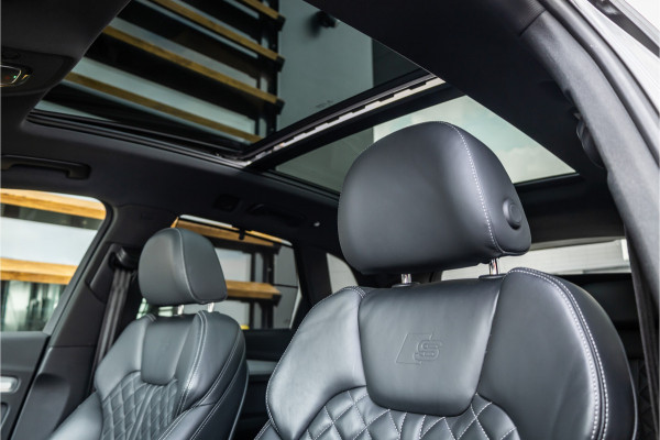 Audi Q5 50 TFSI e S edition - S Line | Panorama | RS Seats | Trekhaak