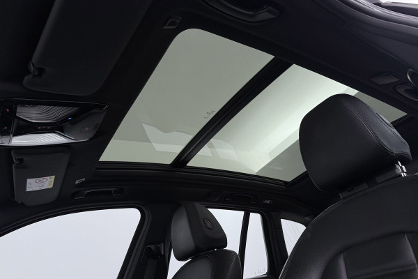 BMW iX3 High Executive 80 kWh M-pakket (1e eigenaar, NL-auto, Dealer OnderH, Trekhaak, Panoramadak, Camera, Leder, StoelV, Etc)