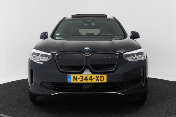 BMW iX3 High Executive 80 kWh M-pakket (1e eigenaar, NL-auto, Dealer OnderH, Panoramadak, Navi Pro, Leder, StoelV, Etc)