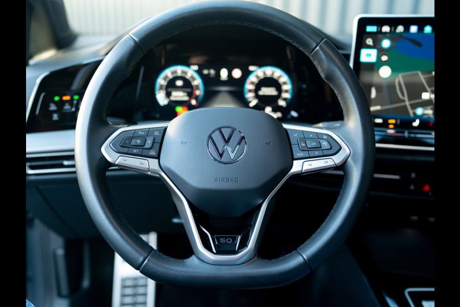 Volkswagen Golf 1.5 eTSI 50 Edition | Panodak | Stoelgeheugen | Head Up | IQ Light | Prijs Rijklaar!!