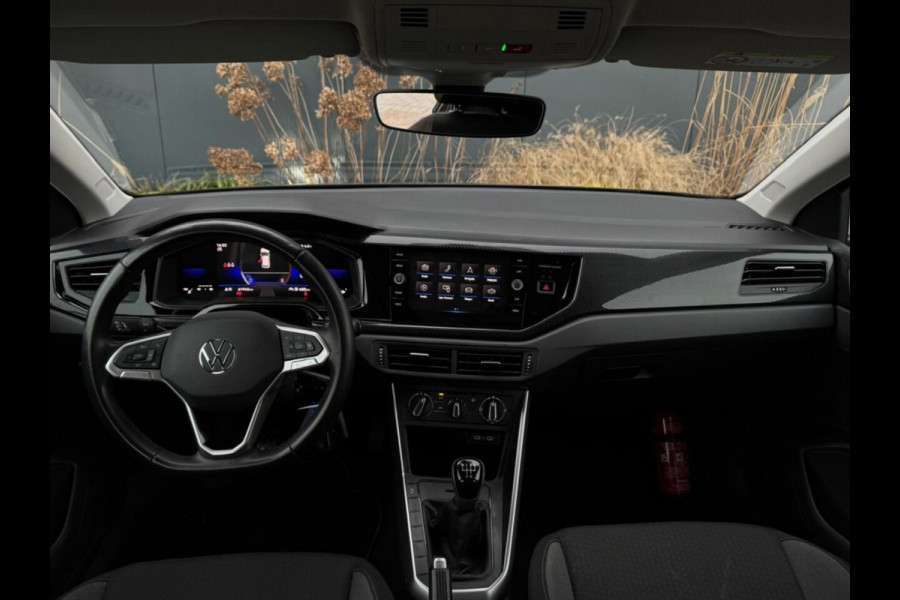 Volkswagen Polo 1.0 TSI Life | Carplay | Cruise control
