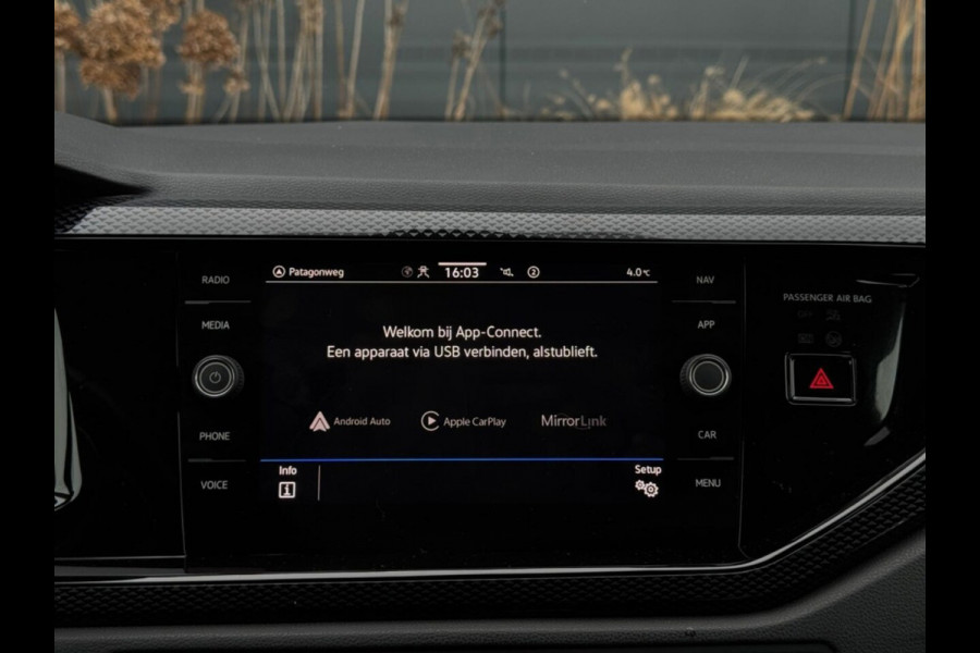 Volkswagen Polo 1.0 TSI Life | Carplay | Cruise control