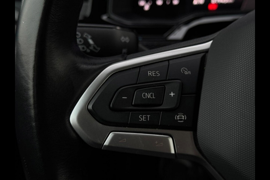 Volkswagen Polo 1.0 TSI Life | Carplay | Cruise control
