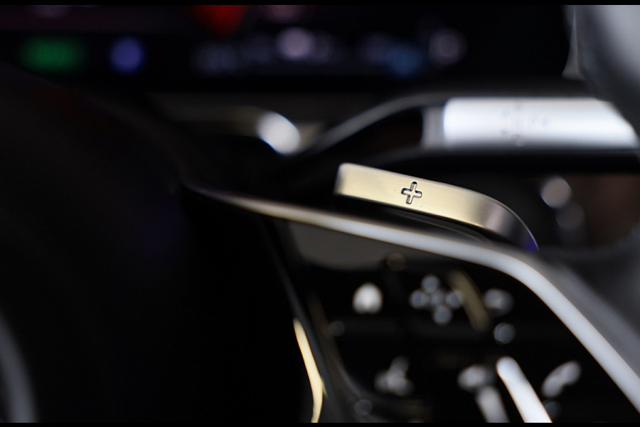 Mercedes-Benz S-Klasse 580 e 4MATIC AMG Line / Head Up / Chauffeurspakket / TV Schermen / 360 Camera / Burmester / Pano / Leder