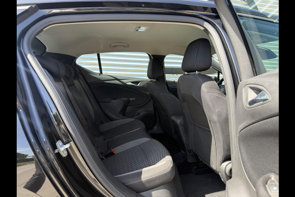 Opel Astra 1.2 Edition 1e Eigenaar|Navi|Clima|Cruise|Camera|Trekhaak|PDC V+A|Dealer onderhouden|N.A.P|APK tot 02-2028