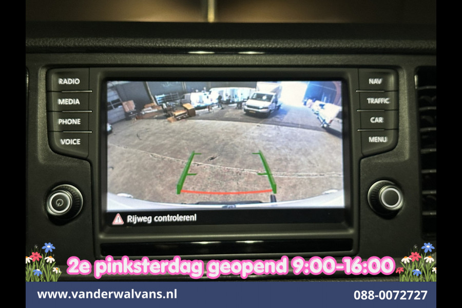 Volkswagen Crafter 2.0 TDI 177pk L3H3 L2H2 Euro6 Airco | Camera | Navigatie | Apple Carplay | Cruisecontrol Android Auto, Chauffeursstoel, 3000kg trekvermogen, Massagestoel