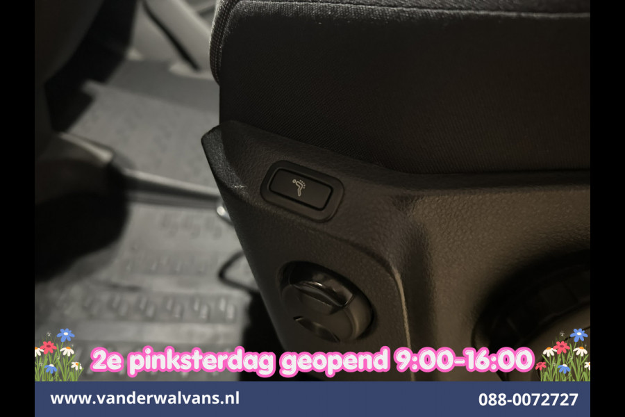 Volkswagen Crafter 2.0 TDI 177pk L3H3 L2H2 Euro6 Airco | Camera | Navigatie | Apple Carplay | Cruisecontrol Android Auto, Chauffeursstoel, 3000kg trekvermogen, Massagestoel