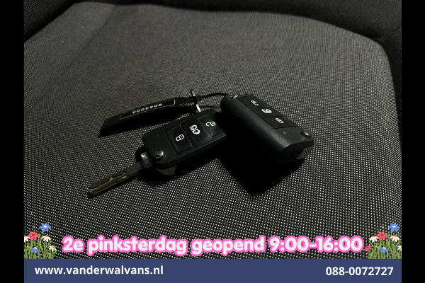 Volkswagen Crafter 2.0 TDI 177pk L3H3 L2H2 Euro6 Airco | Camera | Navigatie | Apple Carplay | Cruisecontrol Android Auto, Chauffeursstoel, 3000kg trekvermogen, Massagestoel