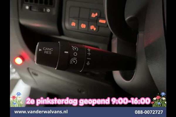 Peugeot Boxer 2.2 BlueHDi 141pk Bakwagen 436cm Lang Laadklep Euro6 Airco | Cruisecontrol | 1085kg laadvermogen Bijrijdersbank.