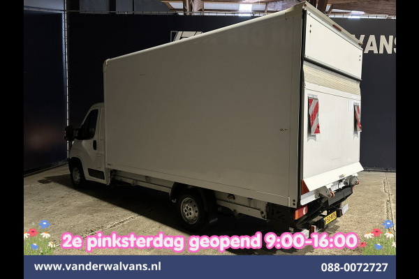 Peugeot Boxer 2.2 BlueHDi 141pk Bakwagen 436cm Lang Laadklep Euro6 Airco | Cruisecontrol | 1085kg laadvermogen Bijrijdersbank.