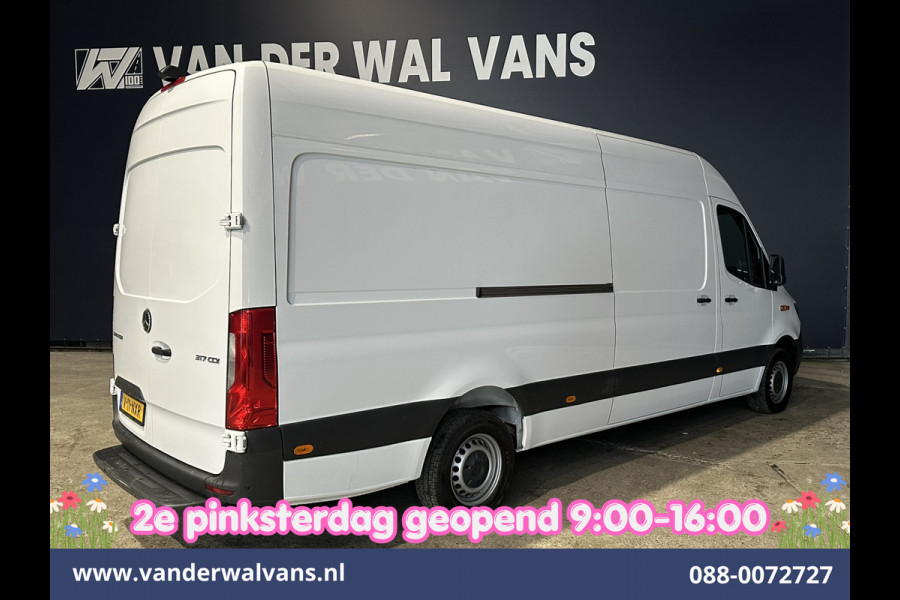 Mercedes-Benz Sprinter 317 CDI 170pk L3H2 Euro6 Airco | 360 graden Camera | Navigatie | Apple Carplay | Cruisecontrol Android Auto, Stoelverwarming, Chauffeursstoel, 270 Graden Achterdeuren, Parkeersensoren, Bijrijdersbank